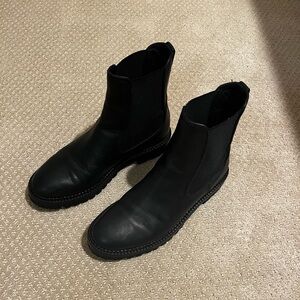 Vince women’s Black Boots - Sleek Slip-On Style 38.5